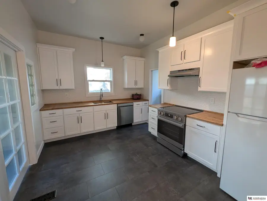 600 N Oakland Avenue, Oakland, NE 68045 - #2