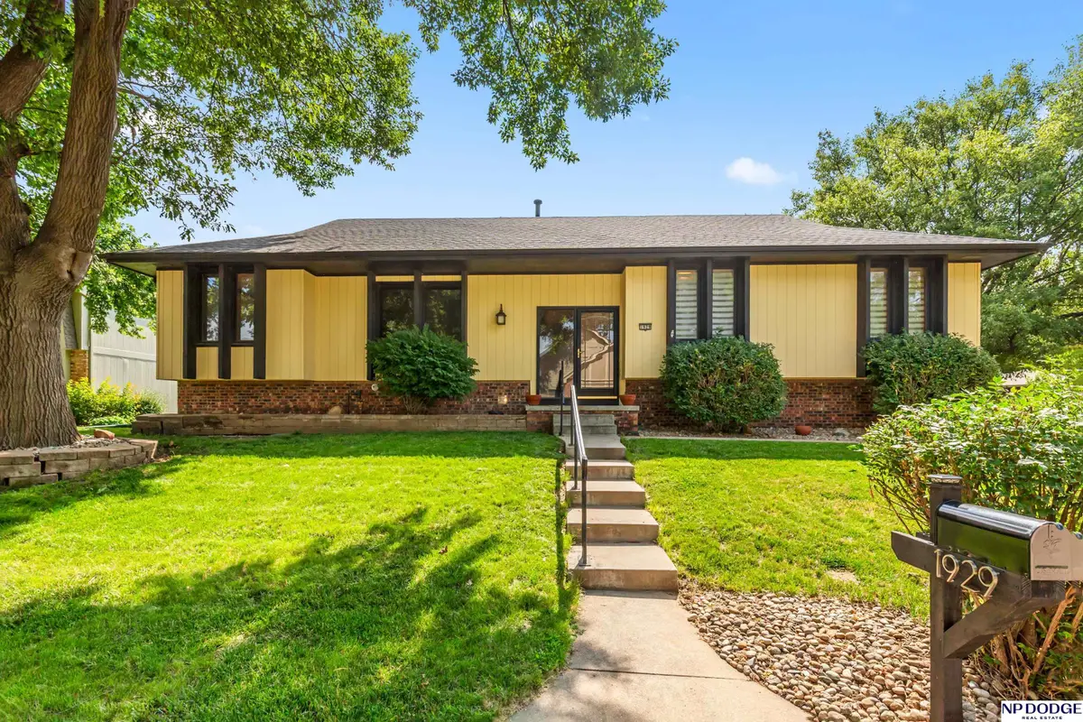 1929 S 167th Avenue Circle, Omaha, NE 68130 - #1