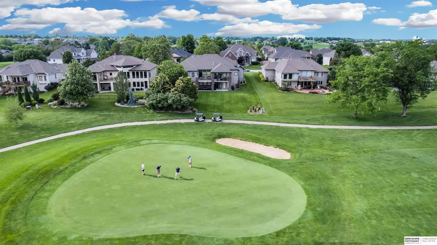 17117 Oakmont Drive, Omaha, NE 68136 - #2
