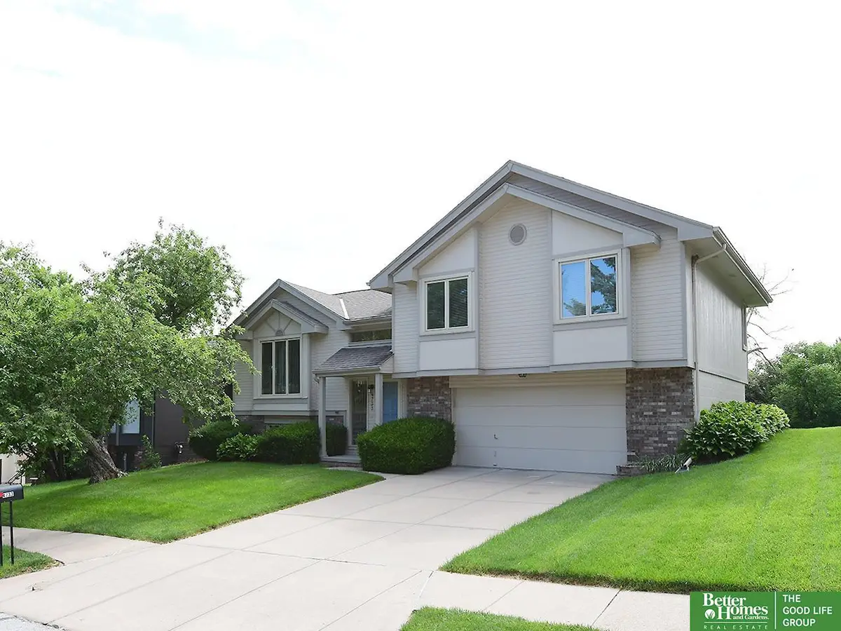4733 N 109 Circle, Omaha, NE 68164 - #1
