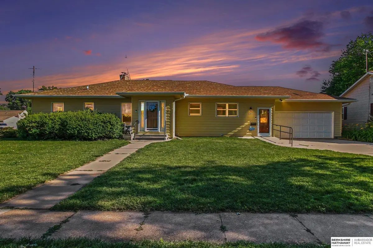 1245 E 2nd Street, Fremont, NE 68025 - #1