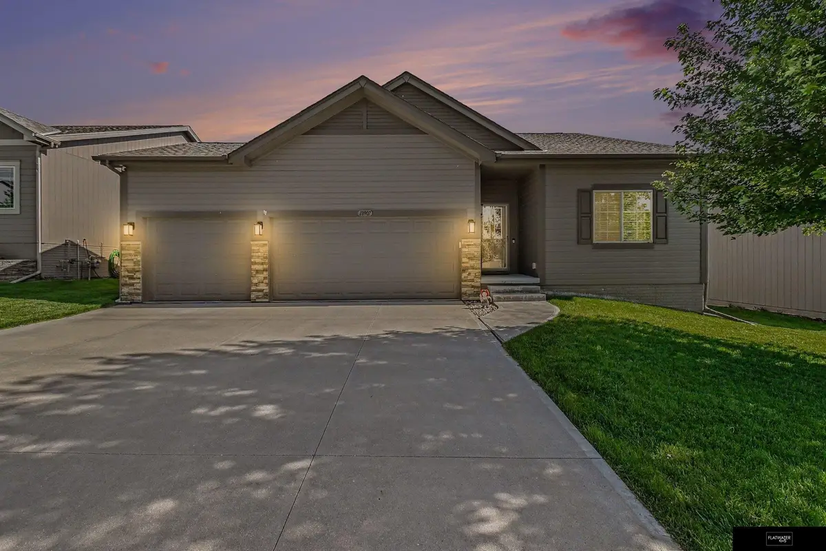 18907 Briar Street, Richland Vii, NE 86136 - #1