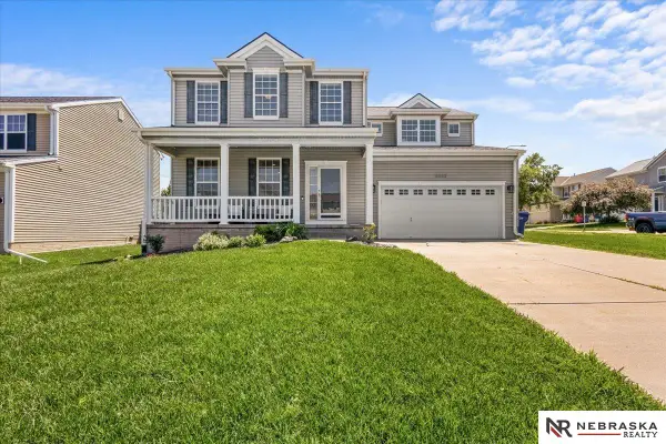 14819 Grebe Street, Bennington, NE 68007