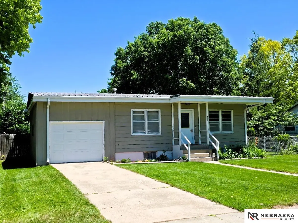 728 N Cherry Street, Valentine, NE 69201 - #1
