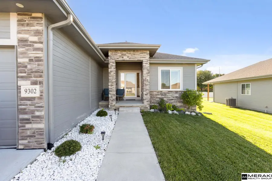 9302 S 71 Avenue, Gilmore Ii, NE 68123 - #3