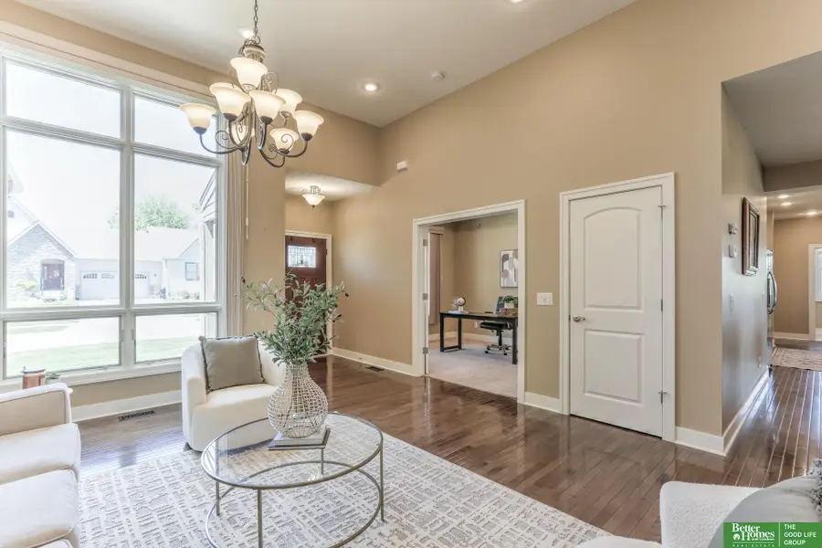 5817 N 159th Street, Omaha, NE 68116 - #2