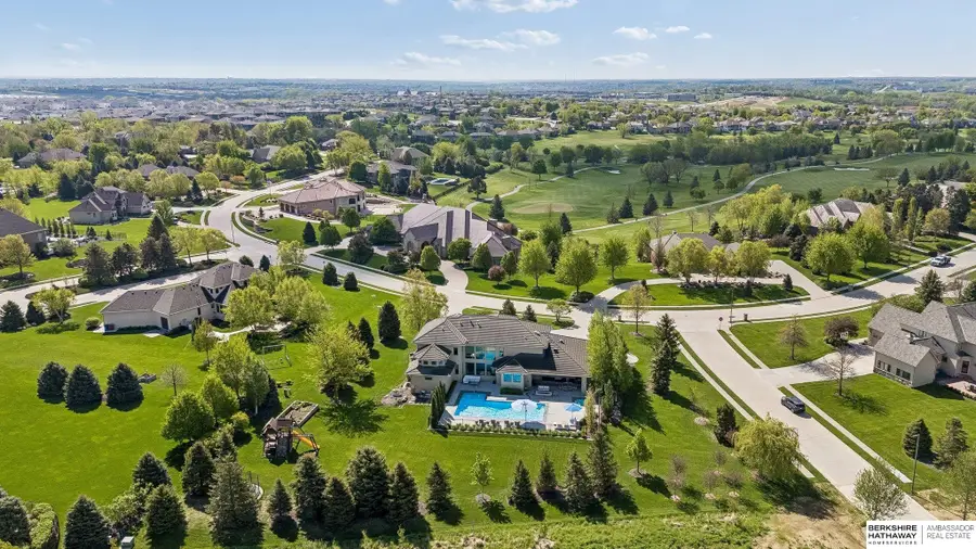 19510 Camden Avenue, Elkhorn, NE 68022 - #3