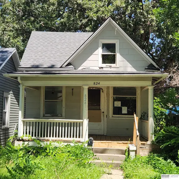 824 B Street, Lincoln, NE 68502