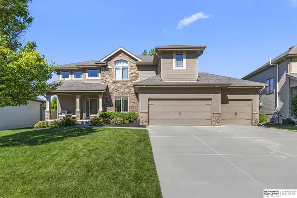 720 S 200th Street, Elkhorn, NE 68022