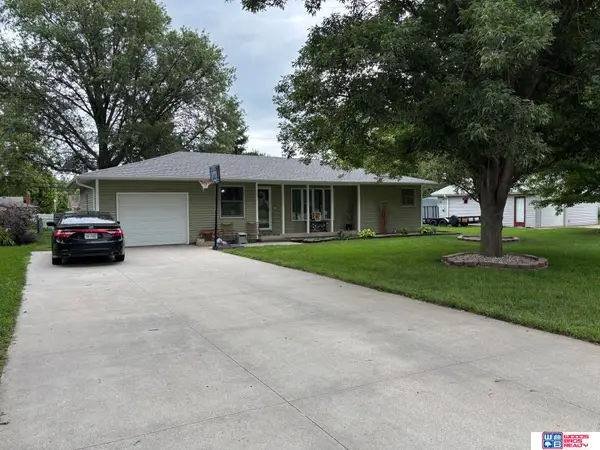 1502 N Columbia Avenue, Seward, NE 68434