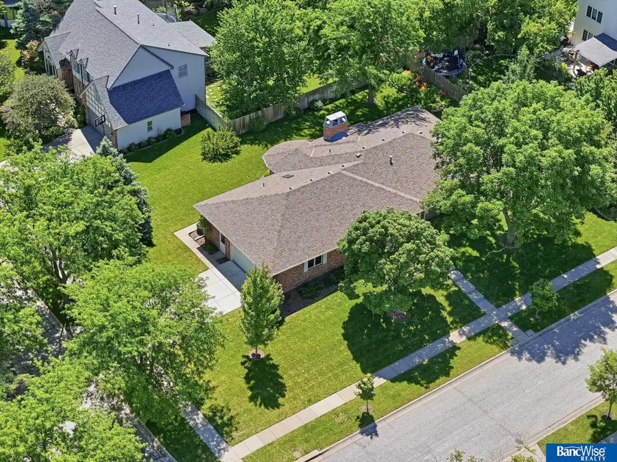 5800 S 72nd Street, Lincoln, NE 68516 - #3