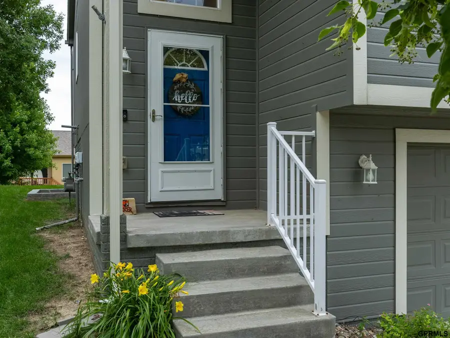 16405 Camden Avenue, Omaha, NE 68116 - #2