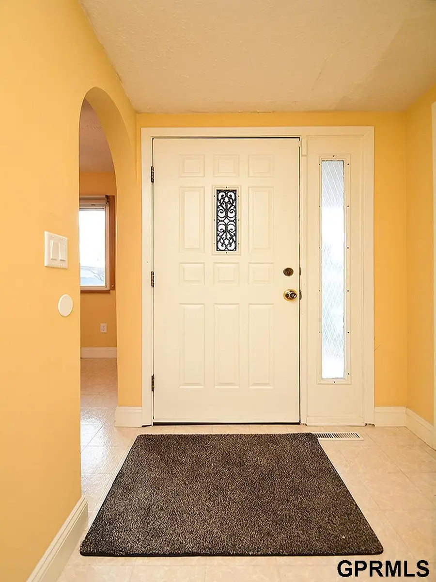 832 N 122 Court, Omaha, NE 68154 - #3