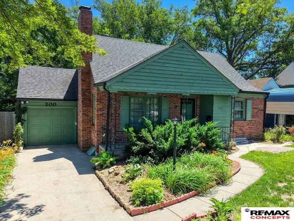 200 S Cotner Boulevard, Lincoln, NE 68510