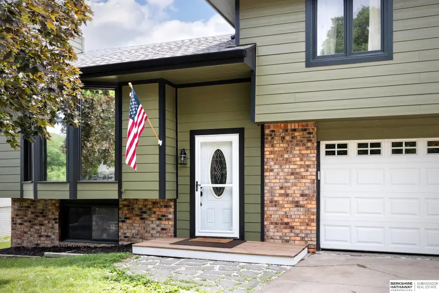 11431 Kansas Circle, Omaha, NE 68164 - #2