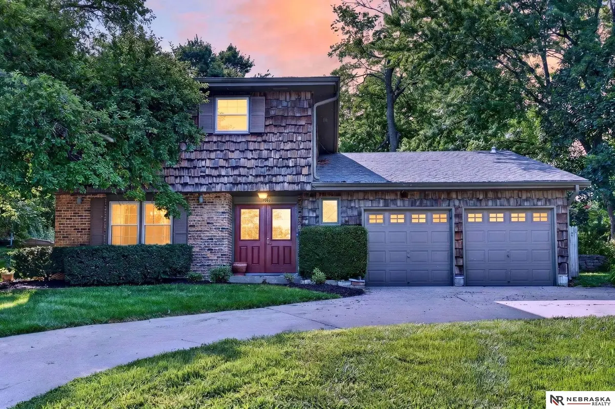 7076 Nicholas Circle, Omaha, NE 68132 - #1