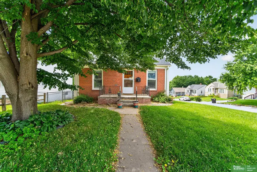 1902 S 61st Street, Omaha, NE 68106 - #2