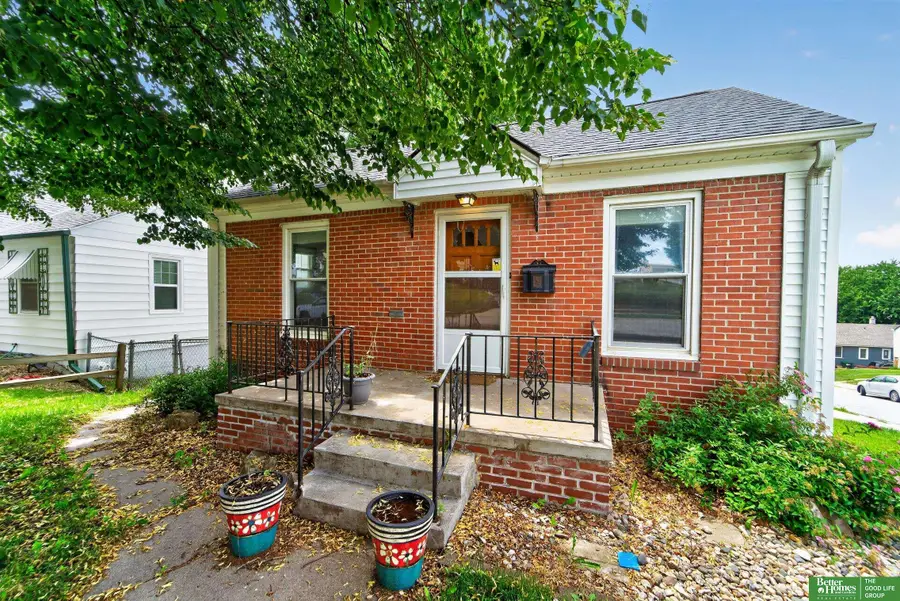 1902 S 61st Street, Omaha, NE 68106 - #3