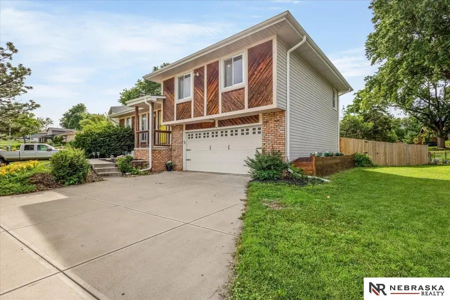 6712 S 73rd Avenue, Ralston, NE 68127 - #2