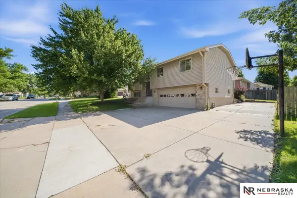 3540 N 2nd Street, Lincoln, NE 68521