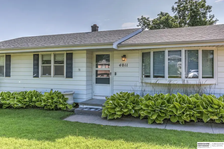 4011 N 92 Avenue, Omaha, NE 68134 - #3