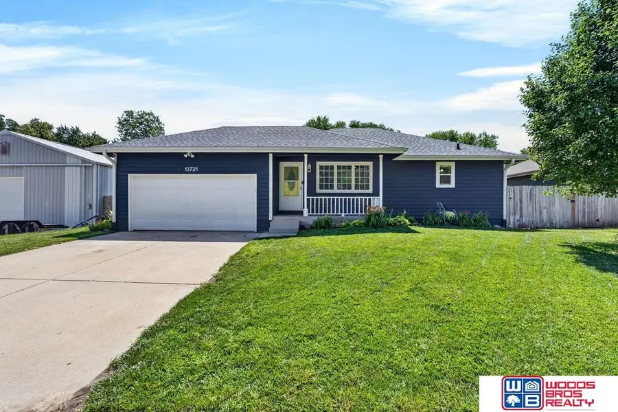 13721 Guildford Street, Waverly, NE 68462 - #2