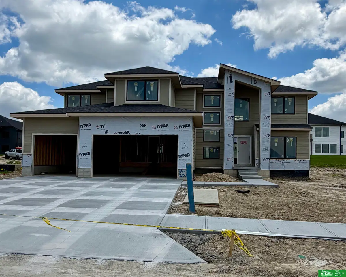 5427 N 213th Avenue, Elkhorn, NE 68022 - #1
