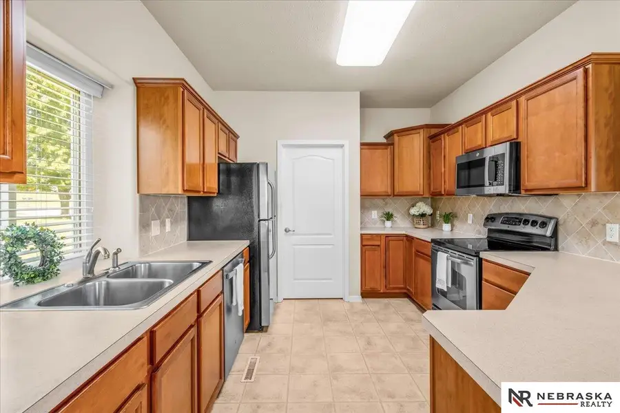 10602 S 26th Street, Bellevue, NE 68123 - #3