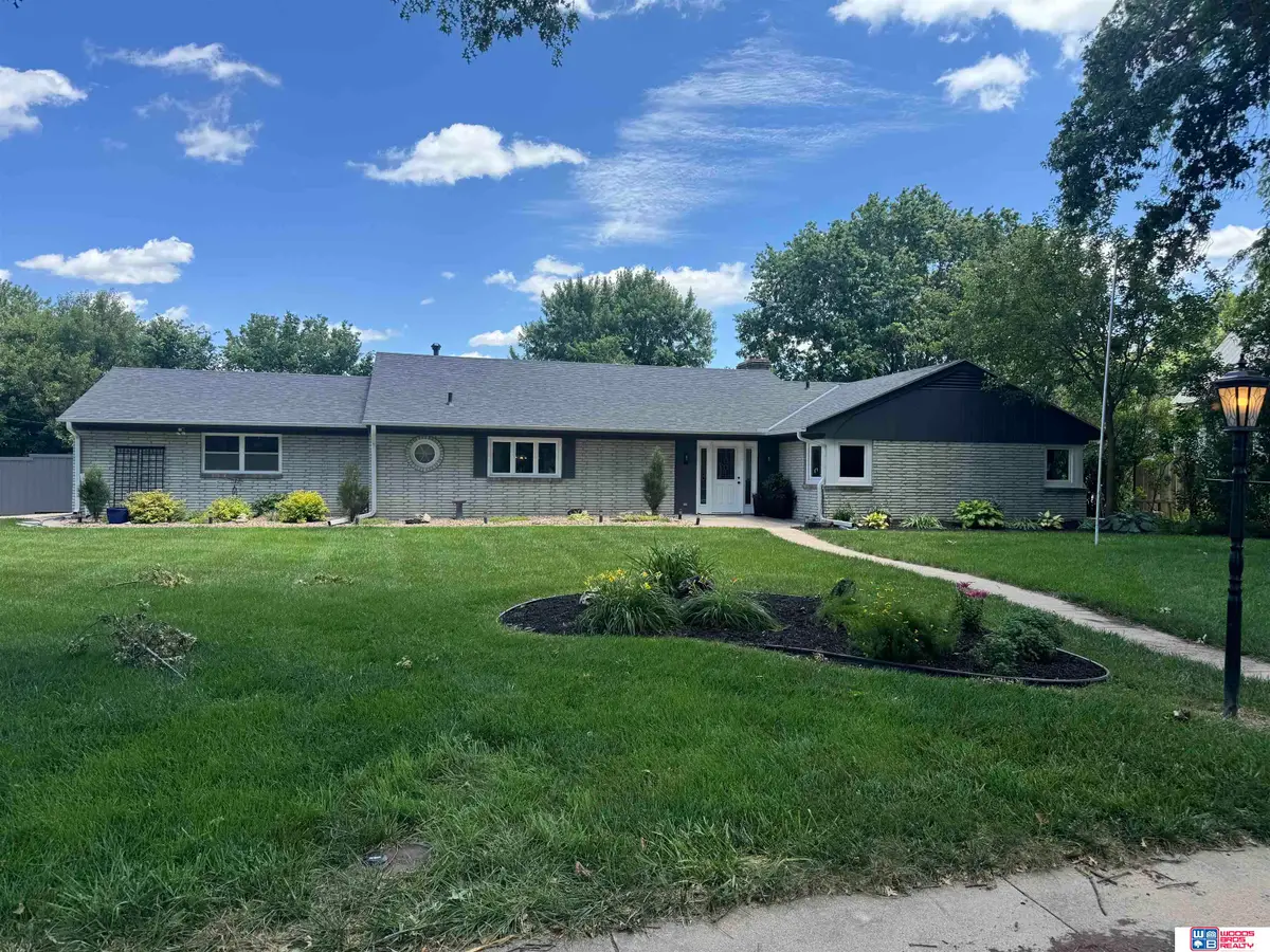 1600 S 4th Avenue, Beatrice, NE 68310 - #1