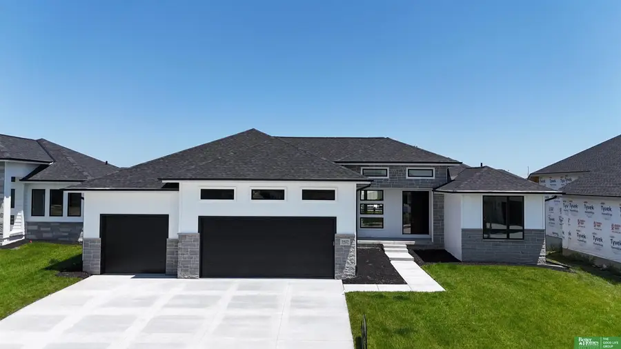 5826 N 213 Avenue, Elkhorn, NE 68022 - #2