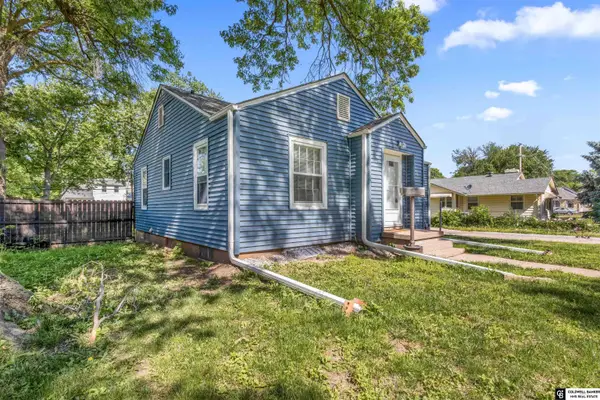 1015 N 13th Street, Beatrice, NE 68310