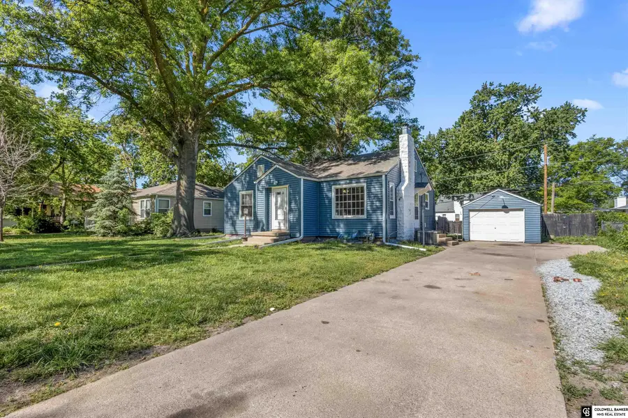 1015 N 13th Street, Beatrice, NE 68310 - #2
