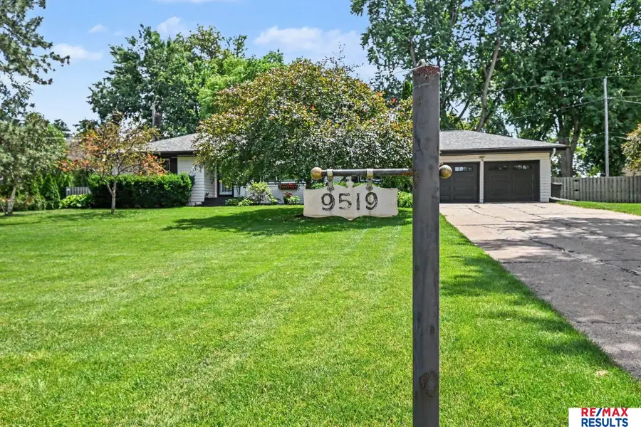 9519 Chicago Street, Omaha, NE 68114 - #3