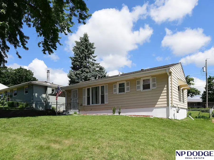 9422 Meredith Avenue, Omaha, NE 68134 - #3