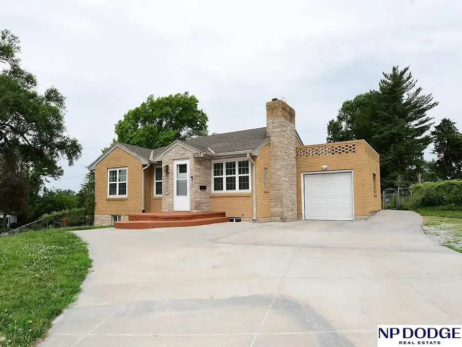 3702 N 60 Street, Omaha, NE 68104-2747 - #2
