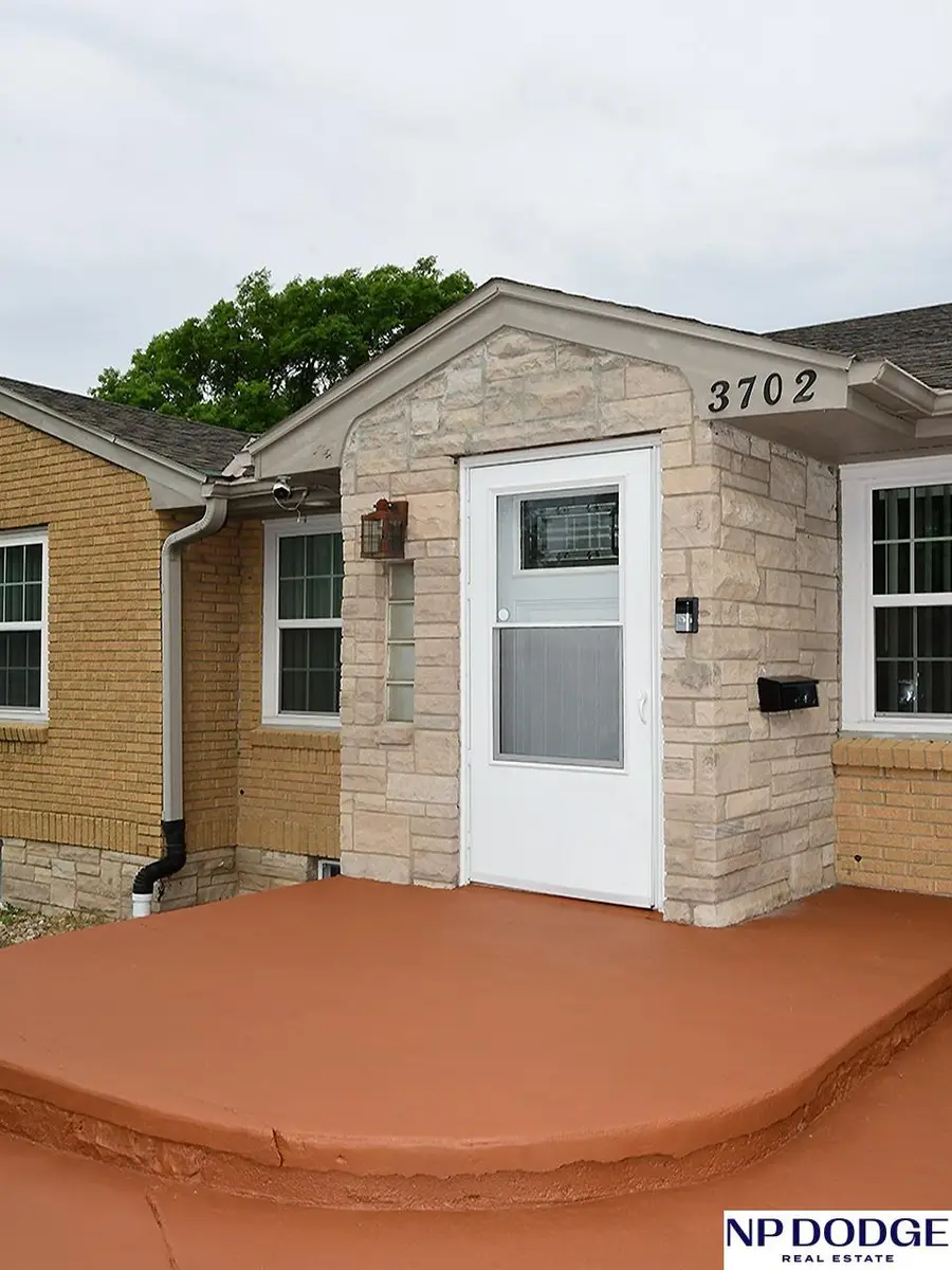 3702 N 60 Street, Omaha, NE 68104-2747 - #3