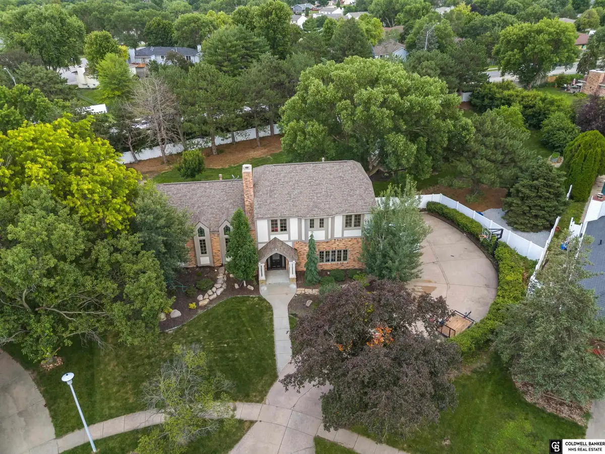 2601 Bretigne Circle, Lincoln, NE 68512 - #1