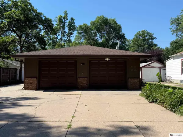 6327 Logan Avenue, Lincoln, NE 68507-1339