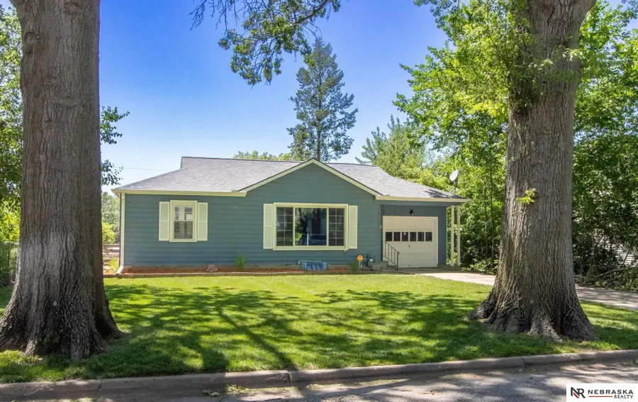 531 S 46th Street, Lincoln, NE 68510 - #2