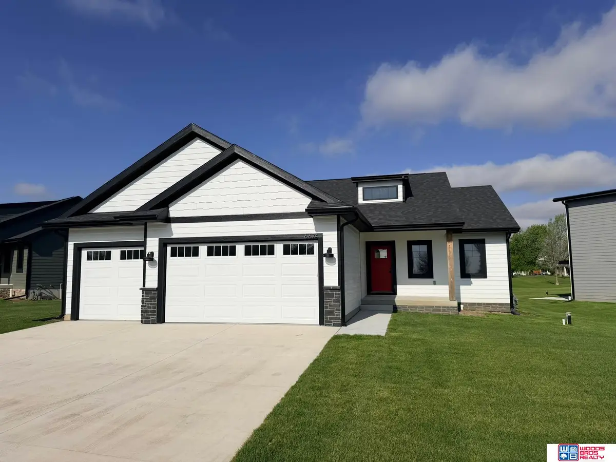6674 Shadow Ridge Place, Columbus, NE 68601 - #1