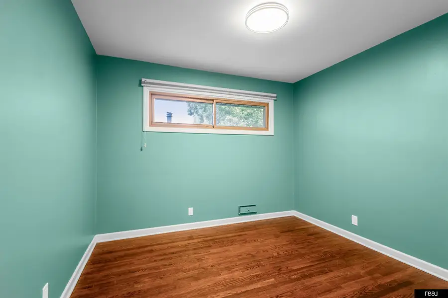 2815 S 102nd Street, Omaha, NE 68124 - #3