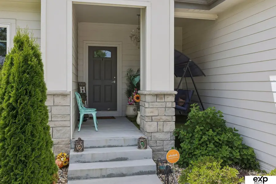18501 Patrick Avenue, Elkhorn, NE 68022 - #3
