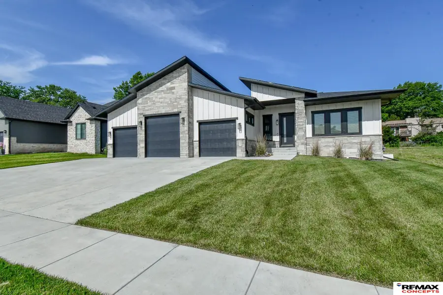921 S 88th Street, Lincoln, NE 68520 - #3