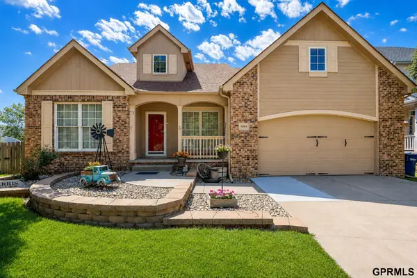 9804 S 28th Avenue, Bellevue, NE 68123