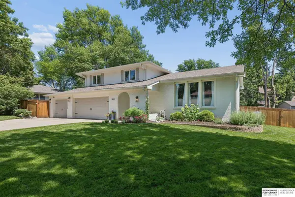 1007 S 218th Street, Omaha, NE 68022