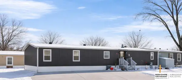 12845 Manderson Plaza #Lot 217, Omaha, NE 68164