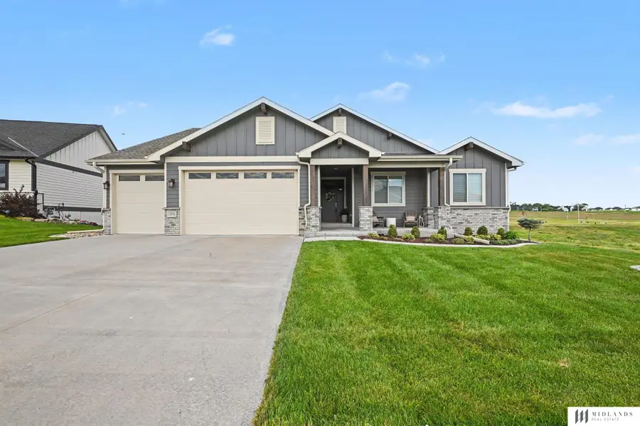 11976 S 118th Avenue, Papillion, NE 68046 - #2
