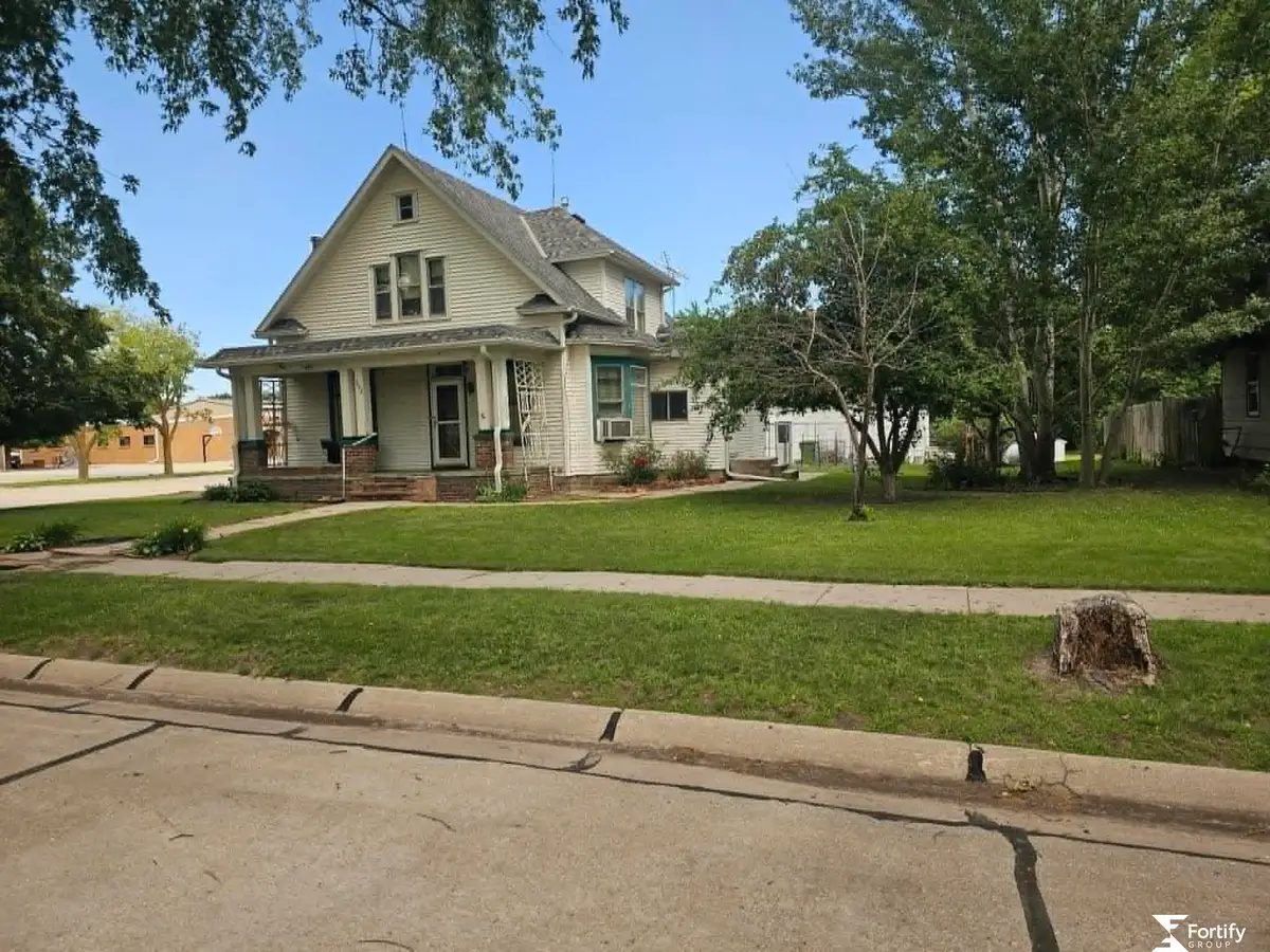 202 E Murray Street, Shickley, NE 68436 - #1