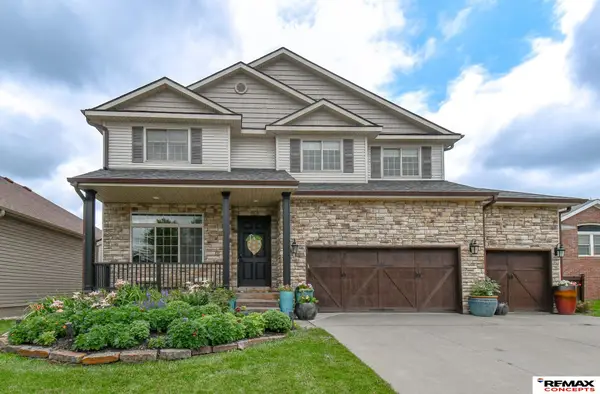 6900 Lacroix Drive, Lincoln, NE 68526