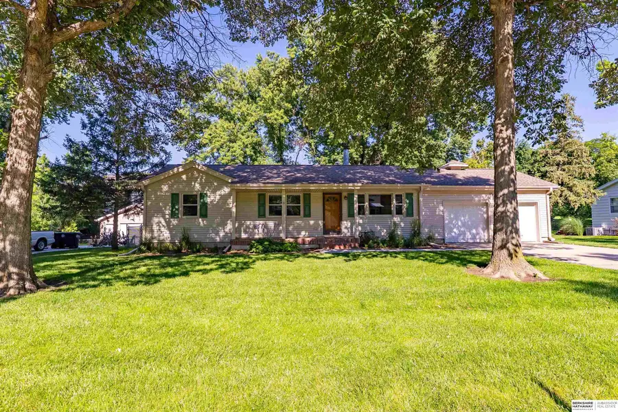2222 S 88th Street, Omaha, NE 68124 - #2